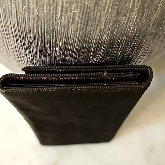 Prada Black Wallet - Picture 10 of 12